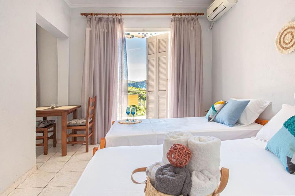 Appartamento Blue Maraci 2 - Sea View, Kitchen, Beach Access Himare Esterno foto